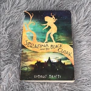 Serafina and the Black Cloak🖤